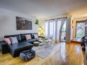 7702 Via Napoli 66, Burbank CA 91504