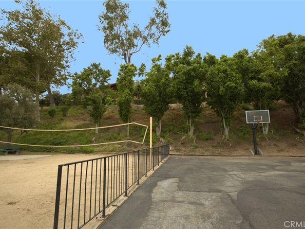 7702 Via Napoli 66, Burbank CA 91504