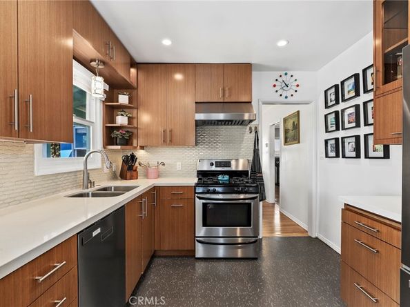 10786 Redmont Avenue, Tujunga CA 91042