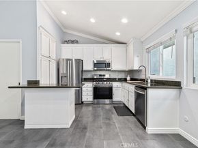 18631 Collins Street 10, Tarzana CA 91356