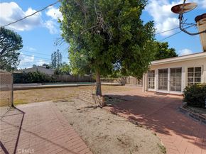 8383 Paso Robles Avenue, Sherwood Forest CA 91325
