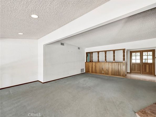 8383 Paso Robles Avenue, Sherwood Forest CA 91325