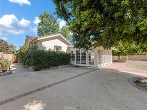8383 Paso Robles Avenue, Sherwood Forest CA 91325