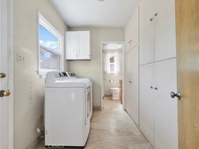 8383 Paso Robles Avenue, Sherwood Forest CA 91325