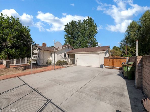 8383 Paso Robles Avenue, Sherwood Forest CA 91325