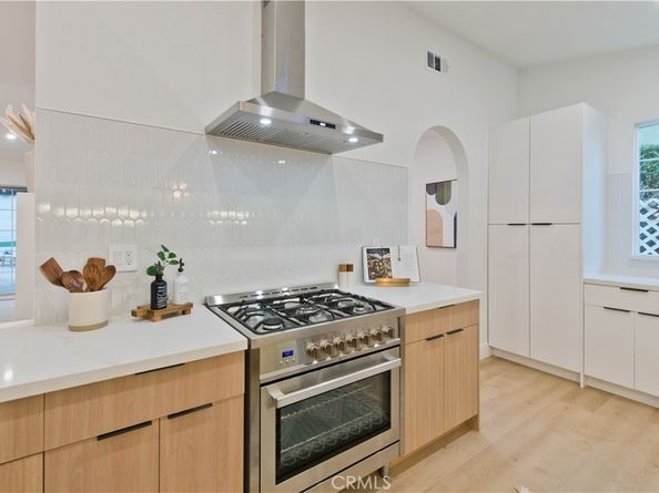 9355 Ruffner Avenue, Northridge CA 91343