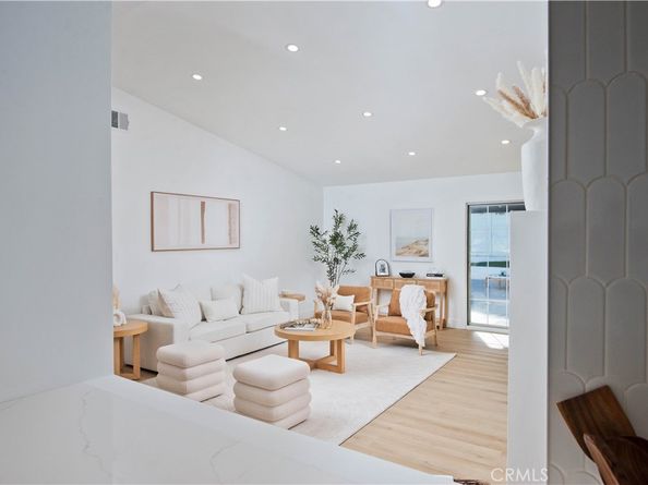 9355 Ruffner Avenue, Northridge CA 91343