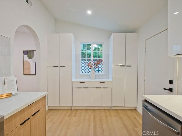 9355 Ruffner Avenue, Northridge CA 91343