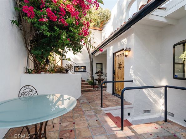 8383 Wyndham Road, Los Angeles CA 90046