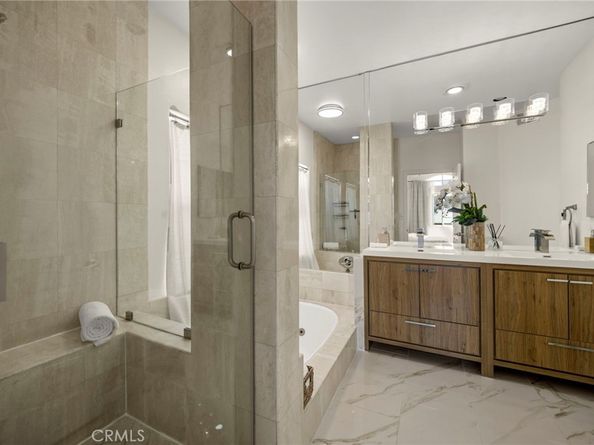 12919 Bloomfield Street 1, Studio City CA 91604