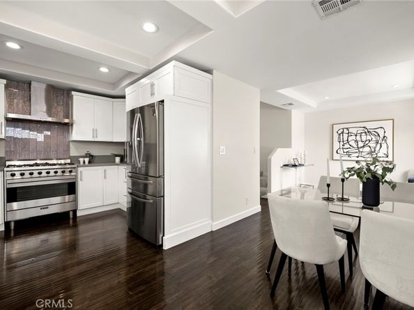 12919 Bloomfield Street 1, Studio City CA 91604