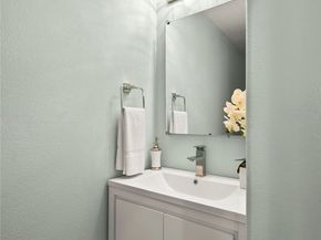 12919 Bloomfield Street 1, Studio City CA 91604