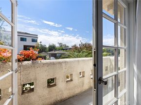 12919 Bloomfield Street 1, Studio City CA 91604
