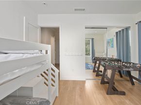 5907 Encino Avenue, Encino CA 91316
