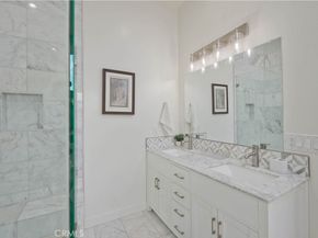 5907 Encino Avenue, Encino CA 91316