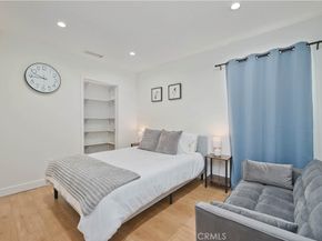 5907 Encino Avenue, Encino CA 91316