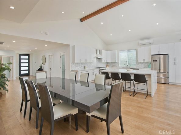 5907 Encino Avenue, Encino CA 91316
