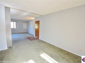 1755 N Berendo Street 28, Los Angeles CA 90027