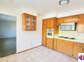 1755 N Berendo Street 28, Los Angeles CA 90027