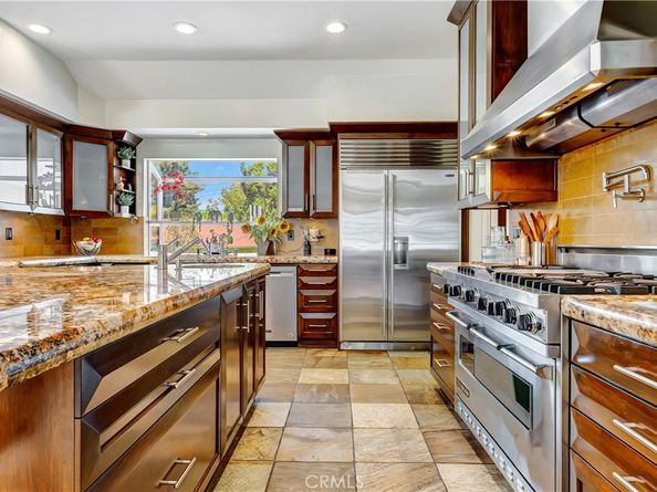 4532 Del Moreno Drive, Woodland Hills CA 91364