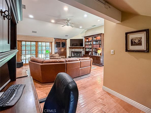 9819 Vanalden Avenue, Northridge CA 91324