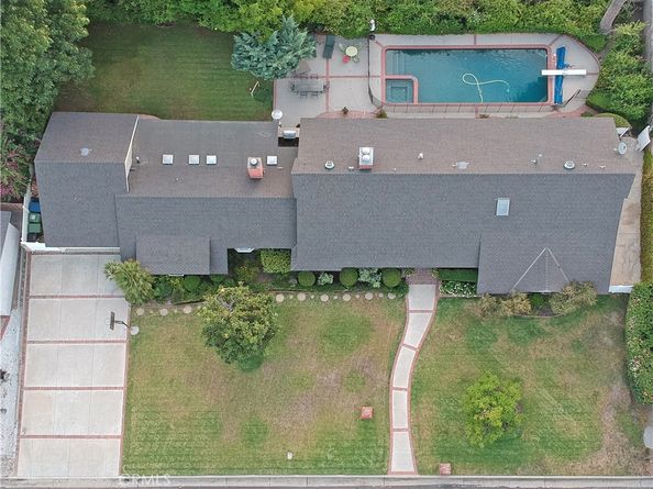 9819 Vanalden Avenue, Northridge CA 91324