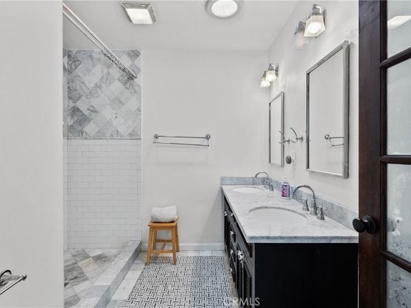 924 N Niagara Street, Burbank CA 91505