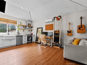 924 N Niagara Street, Burbank CA 91505