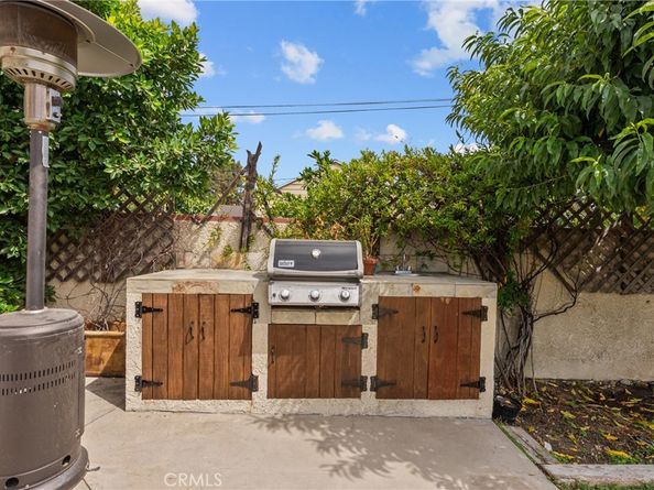 924 N Niagara Street, Burbank CA 91505