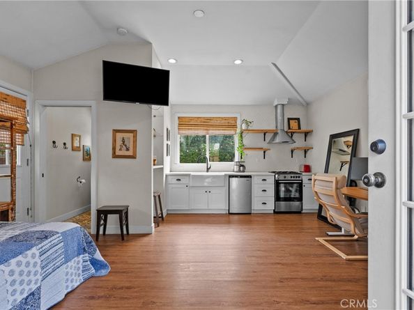 924 N Niagara Street, Burbank CA 91505