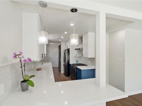 7947 Amestoy Avenue, Lake Balboa CA 91406