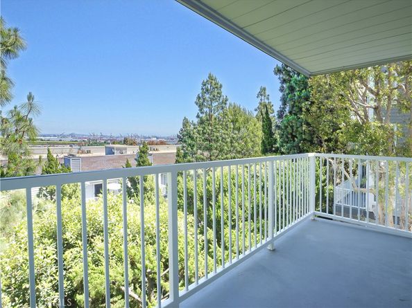 1418 Brett Place #206, San Pedro CA 90732