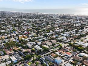 616 Sunset, Venice CA 90291
