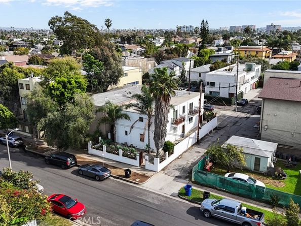 616 Sunset, Venice CA 90291