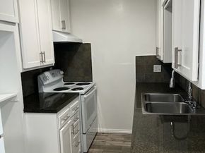 1040 Cedar, Long Beach CA 90813