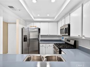 550 Orange 216, Long Beach CA 90802