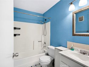 550 Orange 216, Long Beach CA 90802