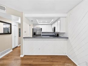 550 Orange 216, Long Beach CA 90802