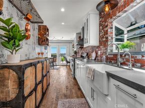 907 Diamond Street, Redondo Beach CA 90277