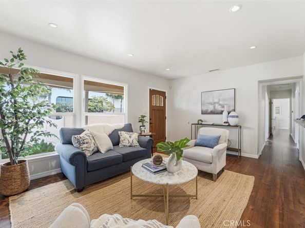 11937 S La Cienega, Hawthorne CA 90250