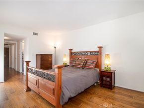 927 N Kings Road 118, West Hollywood CA 90069