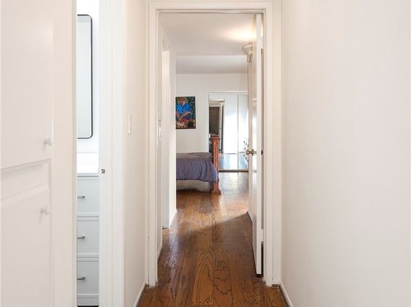 927 N Kings Road 118, West Hollywood CA 90069