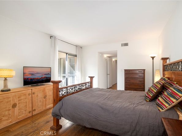 927 N Kings Road 118, West Hollywood CA 90069