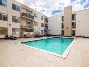 927 N Kings Road 118, West Hollywood CA 90069