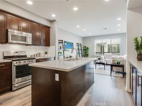 12921 Mission Avenue 102, Hawthorne CA 90250