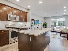 12921 Mission Avenue 102, Hawthorne CA 90250