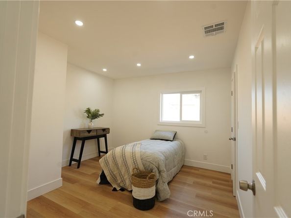 1850 W. 80th Street, Los Angeles CA 90047