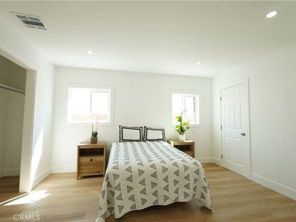 1850 W. 80th Street, Los Angeles CA 90047