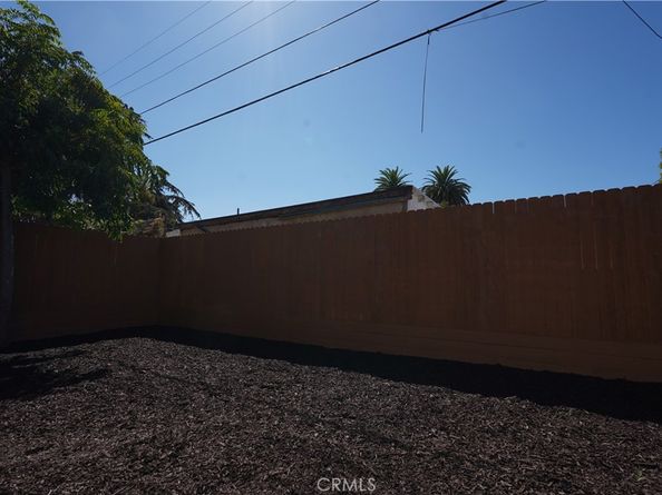 1850 W. 80th Street, Los Angeles CA 90047
