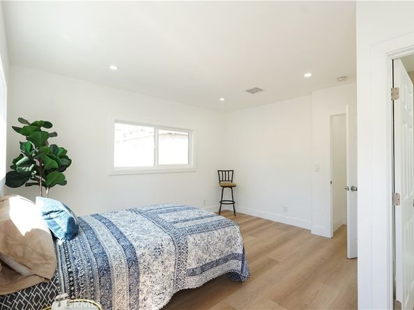 1850 W. 80th Street, Los Angeles CA 90047